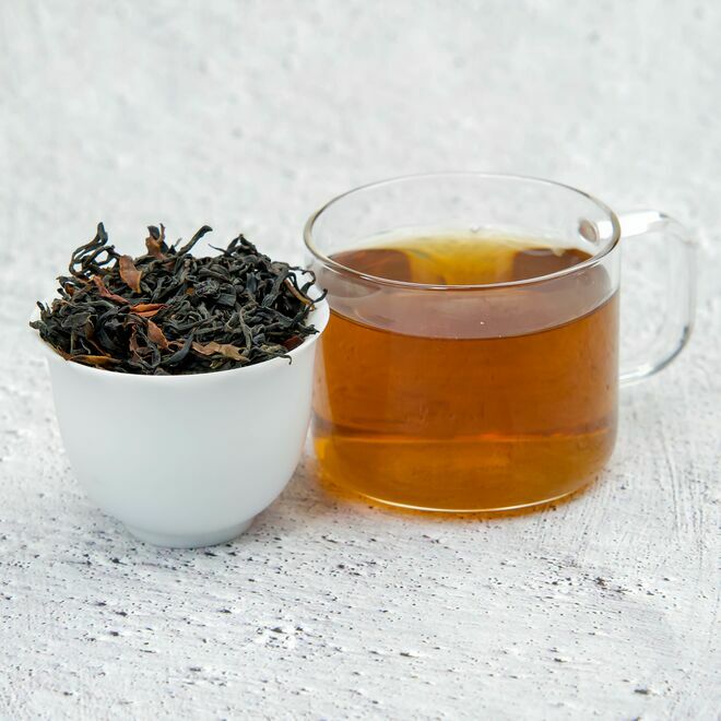 Wild Ancient Tree Schwarz